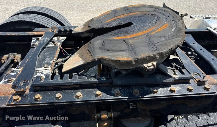 image for item DJ9703 2007 Kenworth T800 semi truck