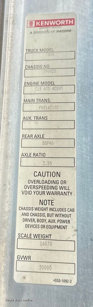 image for item DJ9703 2007 Kenworth T800 semi truck