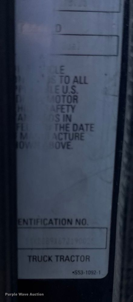 image for item DJ9703 2007 Kenworth T800 semi truck