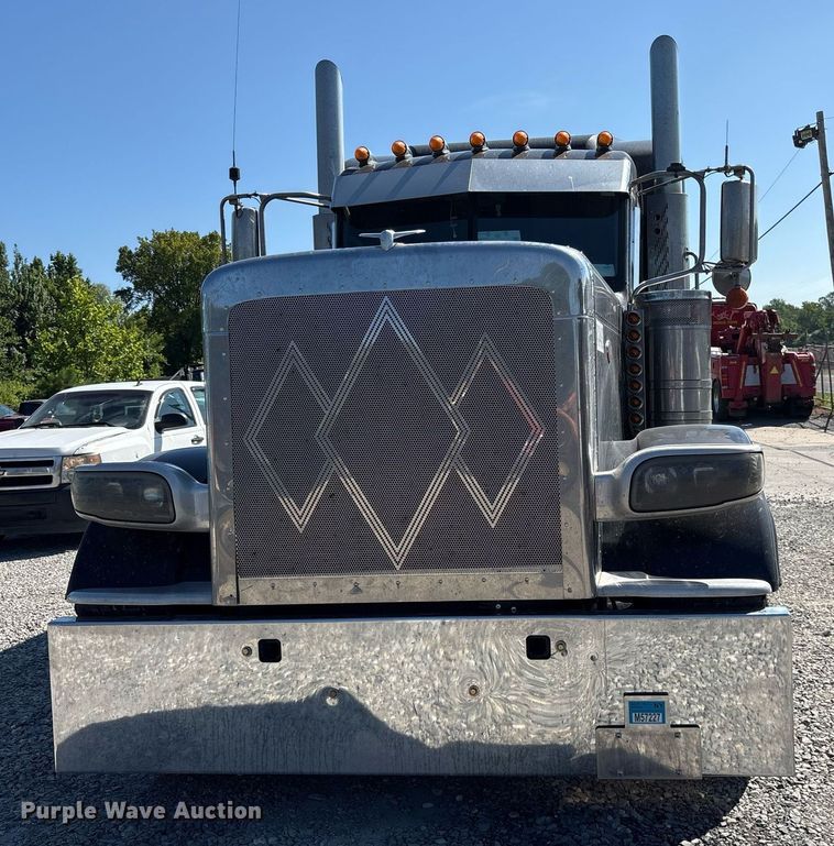 CAMIóN CAMAROTE 2015 PETERBILT
