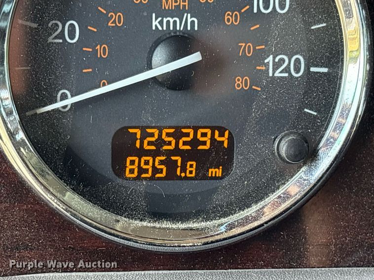 image for item DM1962 2015 Peterbilt 389 semi truck