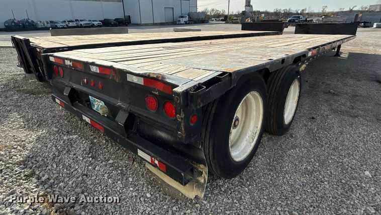 image for item DO7661 2002 Wabash FLDP drop deck trailer