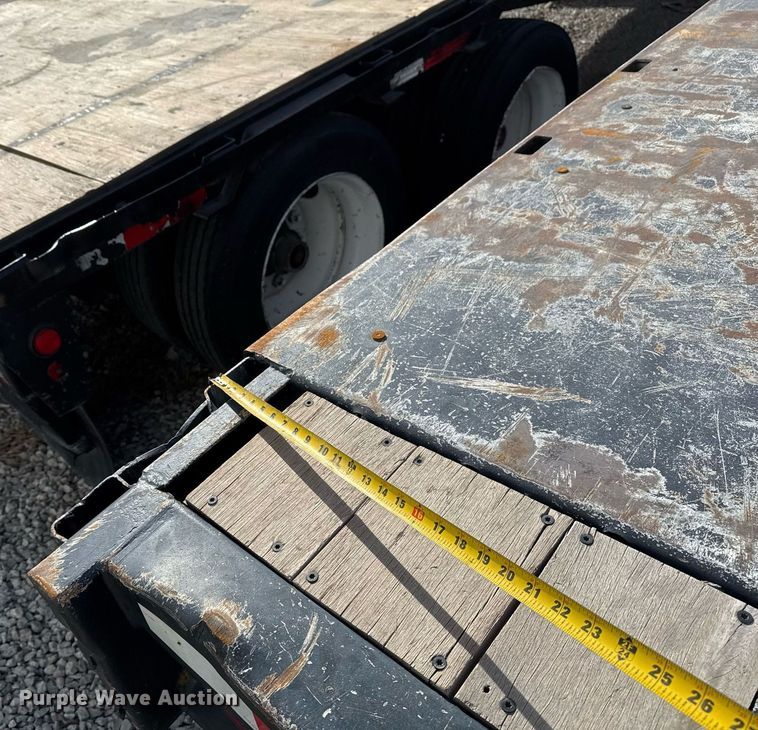 image for item DO7661 2002 Wabash FLDP drop deck trailer