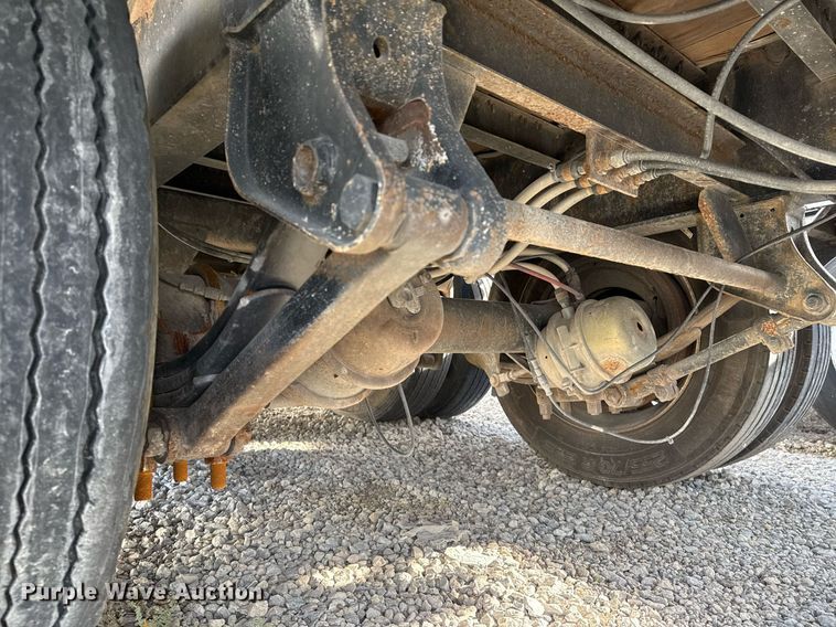 image for item DO7661 2002 Wabash FLDP drop deck trailer