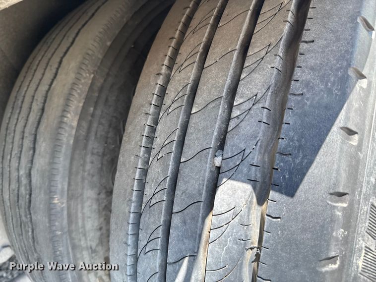 image for item DO7663 1998 Aztec Trailer Sales FLBD drop deck trailer