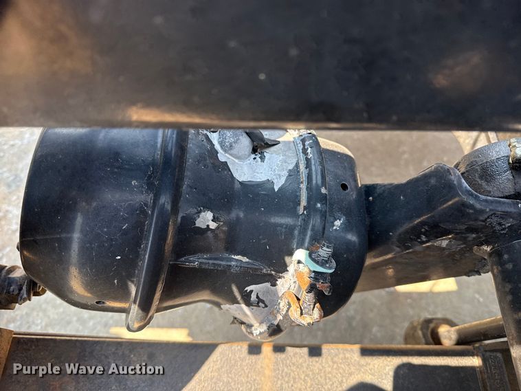 image for item DS3872 2006 International 8600 semi truck