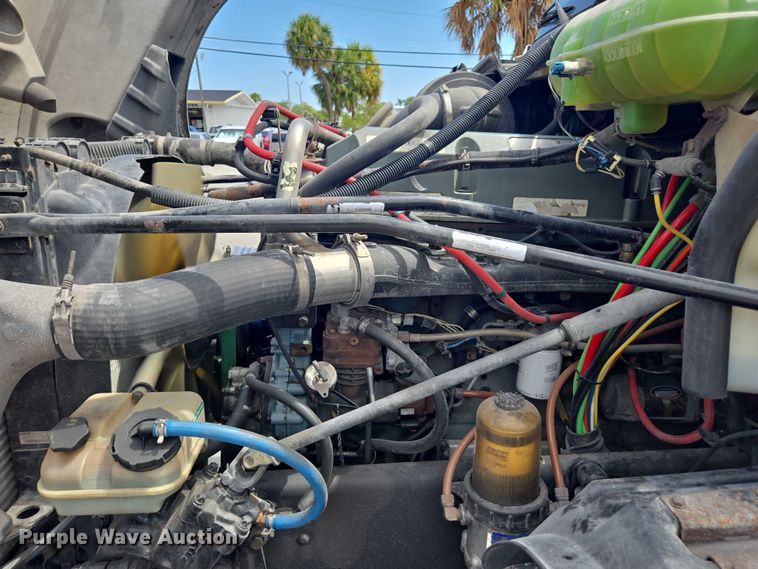 image for item DU7949 2007 Freightliner Columbia semi truck