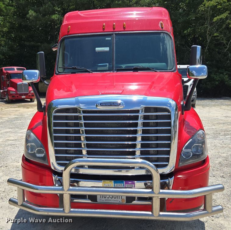 CAMIóN CAMAROTE 2018 FREIGHTLINER