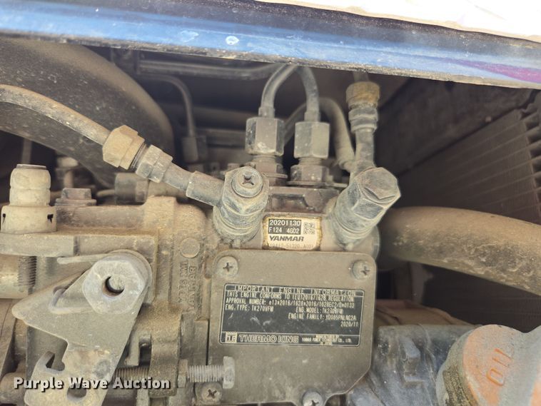 image for item DU7955 2018 Freightliner Cascadia semi truck