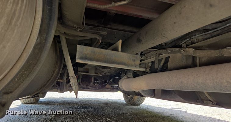 image for item DU7955 2018 Freightliner Cascadia semi truck