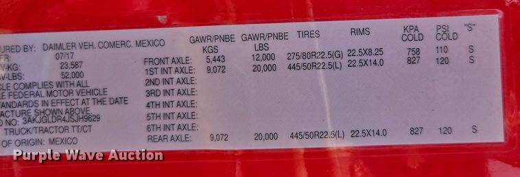 image for item DU7955 2018 Freightliner Cascadia semi truck