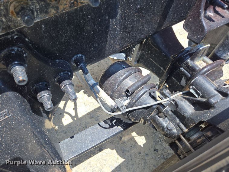 image for item DU7956 2018 Freightliner Cascadia semi truck