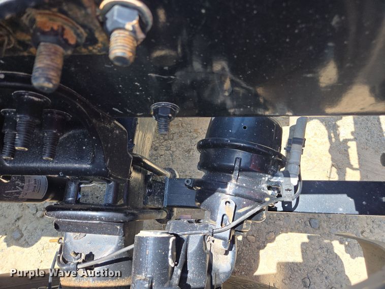 image for item DU7956 2018 Freightliner Cascadia semi truck