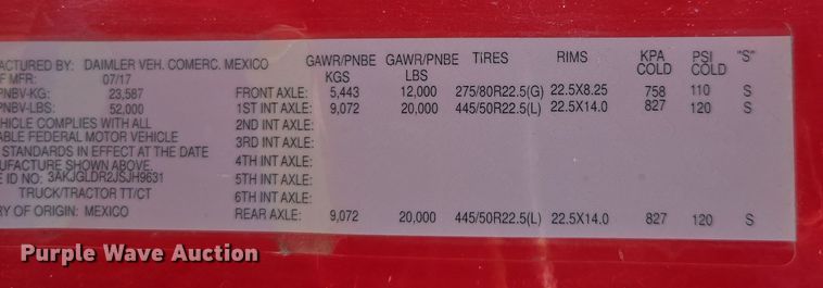 image for item DU7956 2018 Freightliner Cascadia semi truck