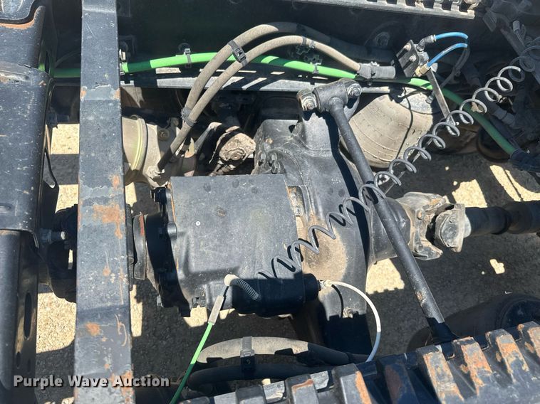 image for item DU9098 2010 Freightliner Business Class M2 semi truck