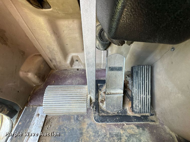 image for item DU9397 2007 International 9900i semi truck