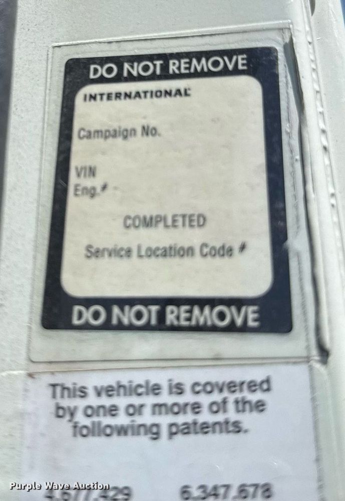 image for item DU9397 2007 International 9900i semi truck