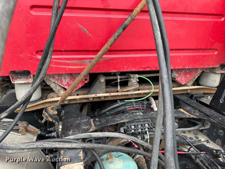 image for item DV2691 2013 Volvo Truck VNL semi truck