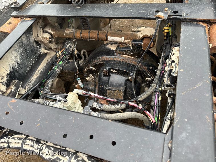 image for item DV2691 2013 Volvo Truck VNL semi truck