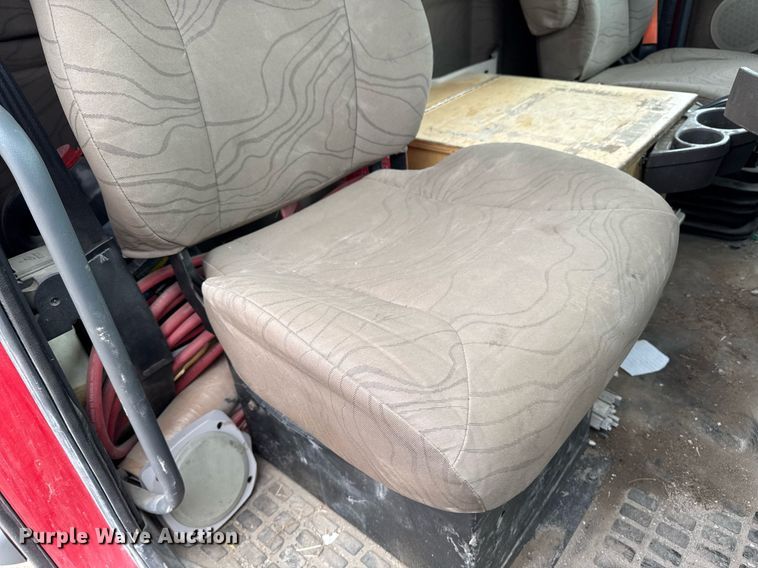 image for item DV2691 2013 Volvo Truck VNL semi truck