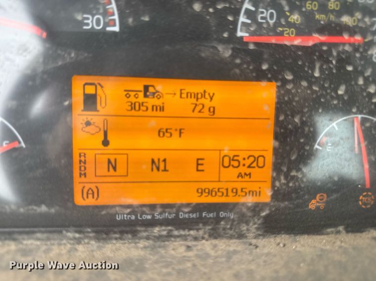 image for item DV2691 2013 Volvo Truck VNL semi truck