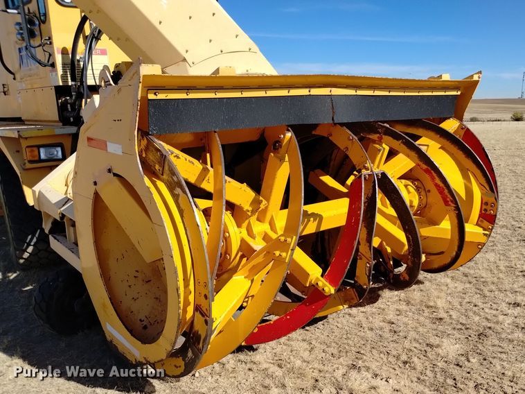 image for item DV6502 1993 Oshkosh  HB-2518B snow blower truck