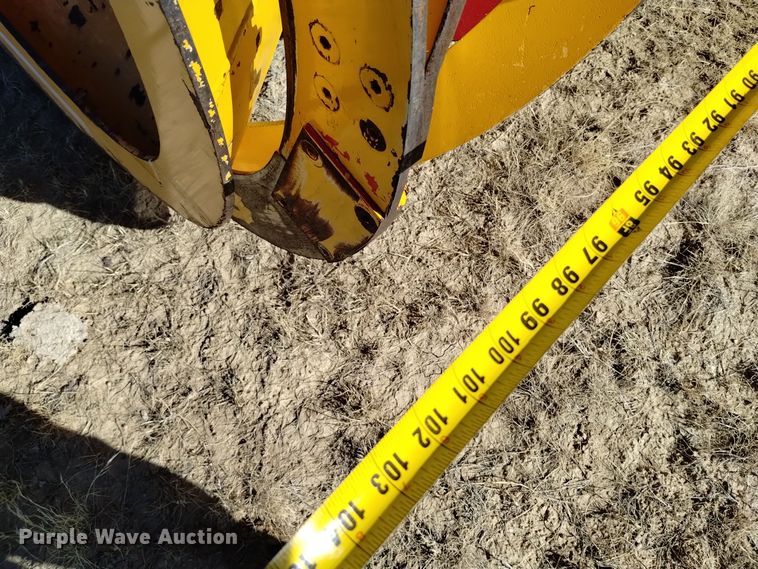 image for item DV6502 1993 Oshkosh  HB-2518B snow blower truck