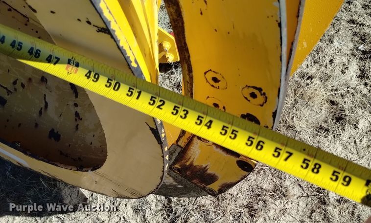 image for item DV6502 1993 Oshkosh  HB-2518B snow blower truck