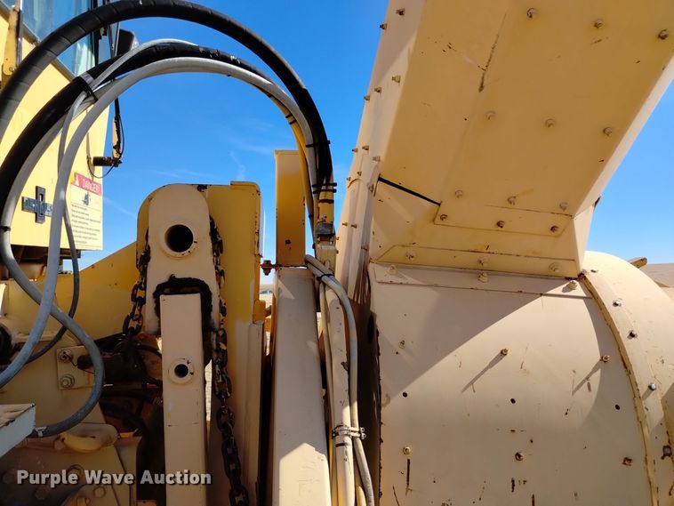 image for item DV6502 1993 Oshkosh  HB-2518B snow blower truck