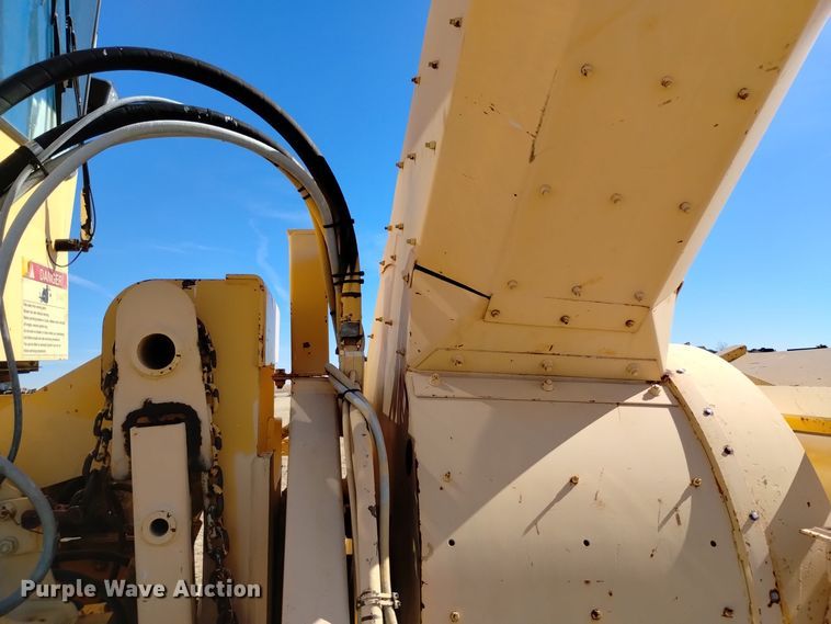 image for item DV6502 1993 Oshkosh  HB-2518B snow blower truck