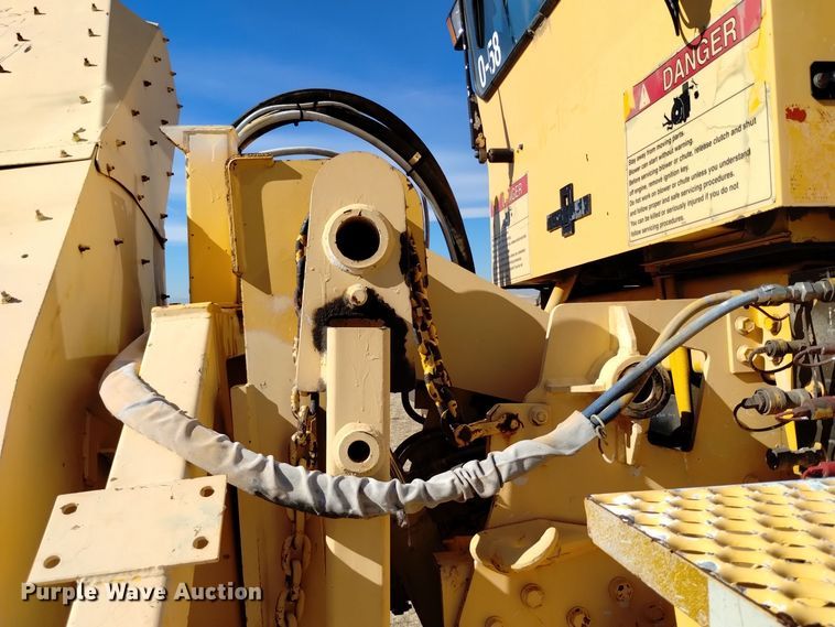 image for item DV6502 1993 Oshkosh  HB-2518B snow blower truck