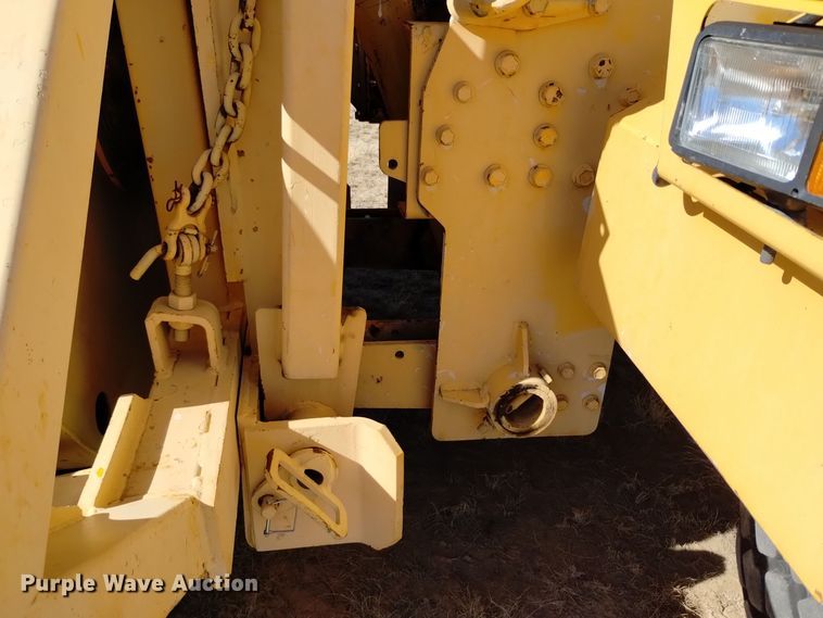 image for item DV6502 1993 Oshkosh  HB-2518B snow blower truck