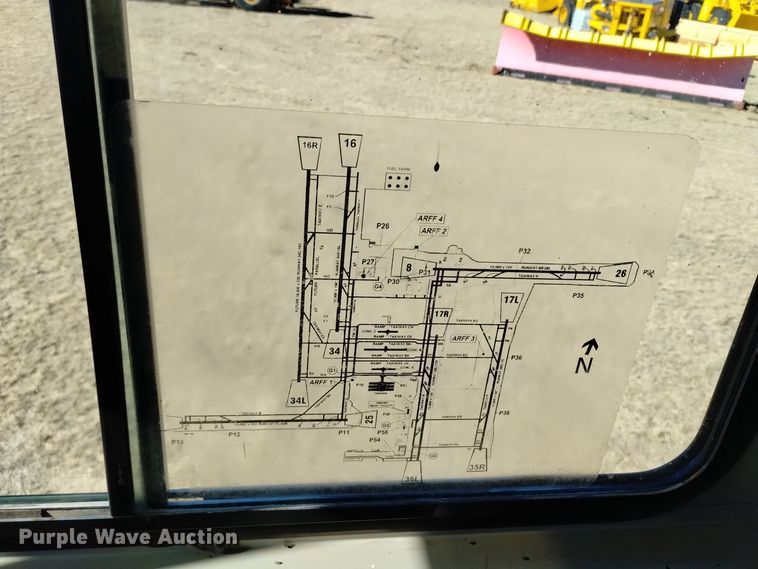 image for item DV6502 1993 Oshkosh  HB-2518B snow blower truck