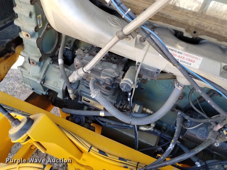 image for item DV6502 1993 Oshkosh  HB-2518B snow blower truck