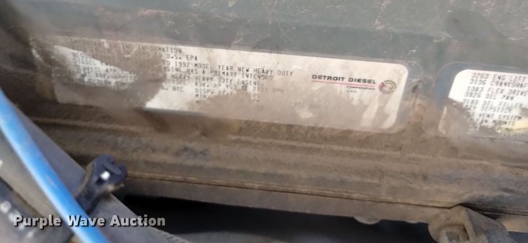 image for item DV6502 1993 Oshkosh  HB-2518B snow blower truck