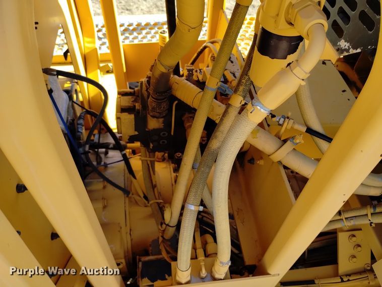 image for item DV6502 1993 Oshkosh  HB-2518B snow blower truck