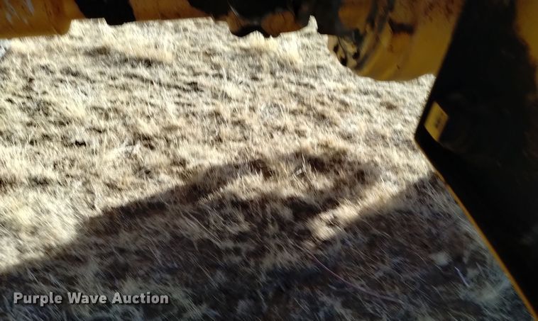 image for item DV6511 1984 Oshkosh  P-2330-1 dump truck