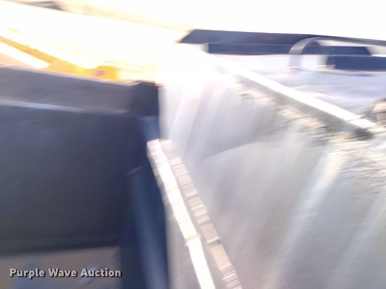 image for item DV6512 1987 Oshkosh  P-2530-SP dump truck