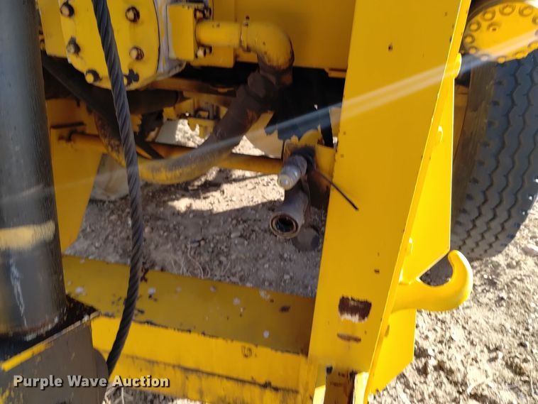 image for item DV6512 1987 Oshkosh  P-2530-SP dump truck