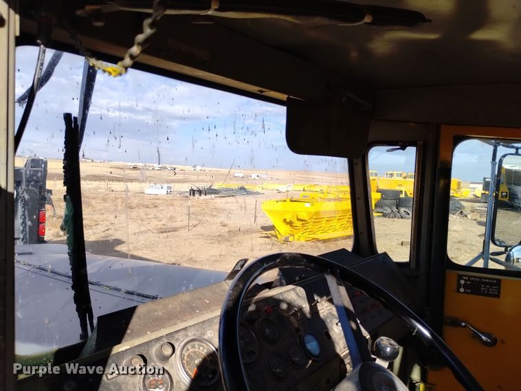 image for item DV6512 1987 Oshkosh  P-2530-SP dump truck