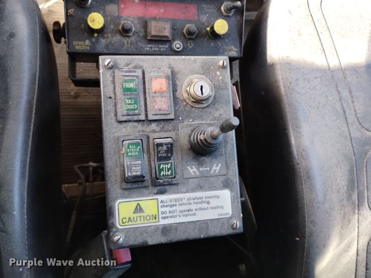 image for item DV6513 2002 Oshkosh  MPT-1826 dump truck