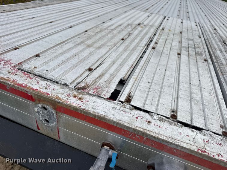 image for item DW3428 1997 Chaparral flatbed trailer