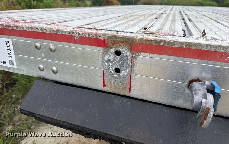 image for item DW3428 1997 Chaparral flatbed trailer