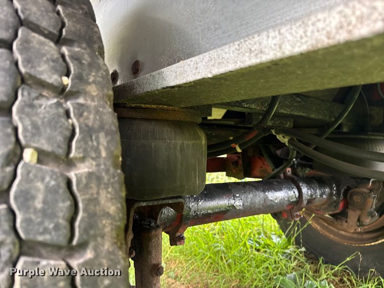 image for item DW3428 1997 Chaparral flatbed trailer