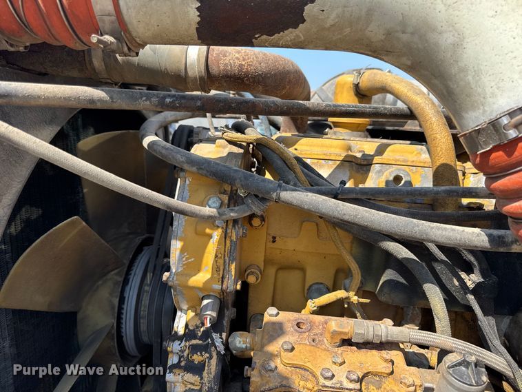 image for item DW3462 1995 Peterbilt 357 truck cab and chassis