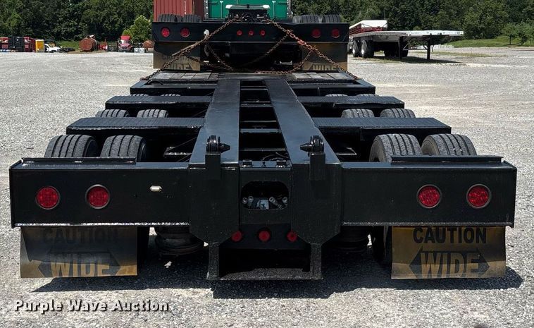 image for item DW7223 1998 Fontaine drop deck extendable equipment trailer