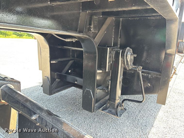 image for item DW7223 1998 Fontaine drop deck extendable equipment trailer