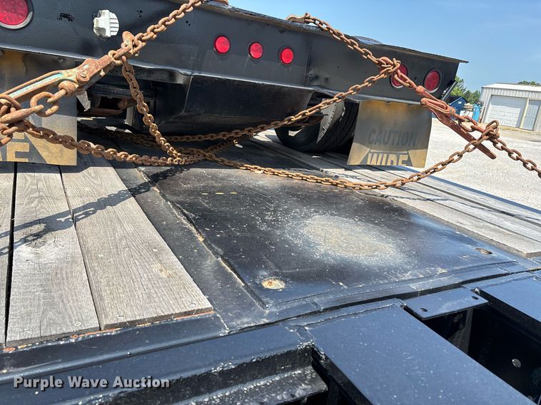 image for item DW7223 1998 Fontaine drop deck extendable equipment trailer