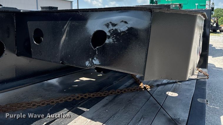 image for item DW7223 1998 Fontaine drop deck extendable equipment trailer