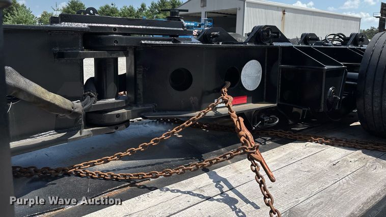 image for item DW7223 1998 Fontaine drop deck extendable equipment trailer